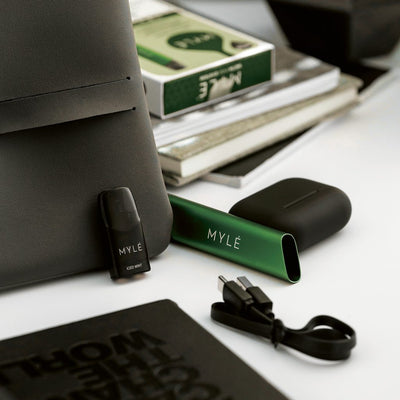 MYLÉ V5 Vape Device: Racing Green